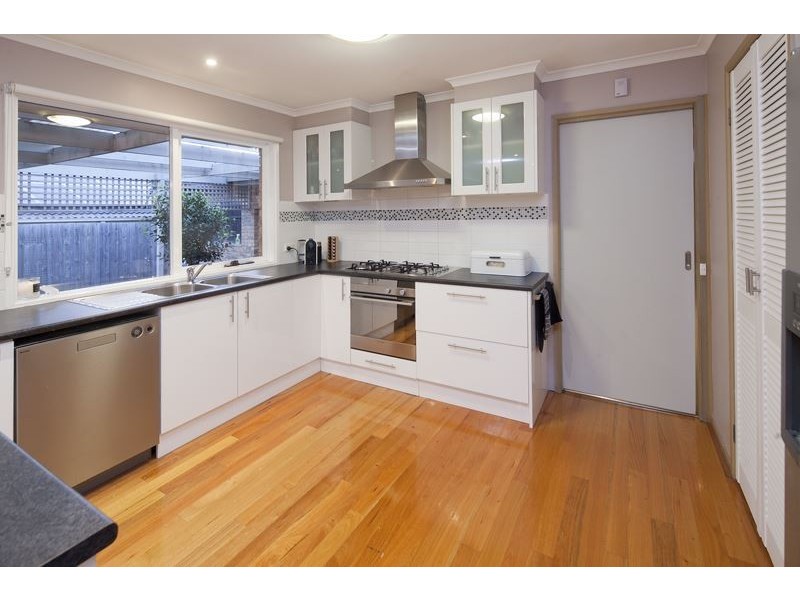 8 Villosa Close, Langwarrin VIC 3910