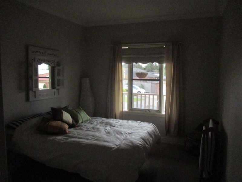2 Brown Thornbill Court, Langwarrin VIC 3910