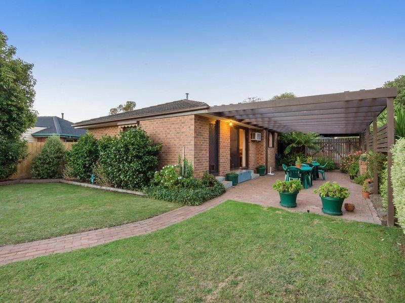 11 Burgess Drive, Langwarrin VIC 3910