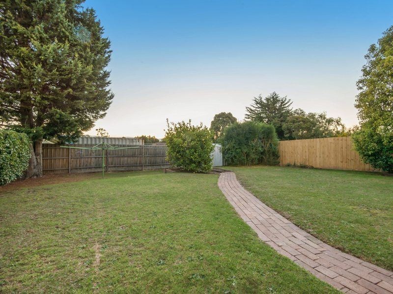 11 Burgess Drive, Langwarrin VIC 3910