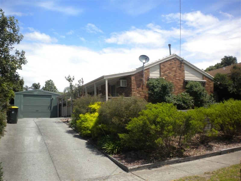 12 Lang Road, Langwarrin VIC 3910