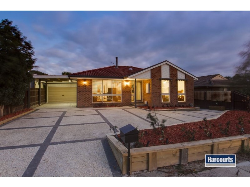 8 Monze Drive, Langwarrin VIC 3910
