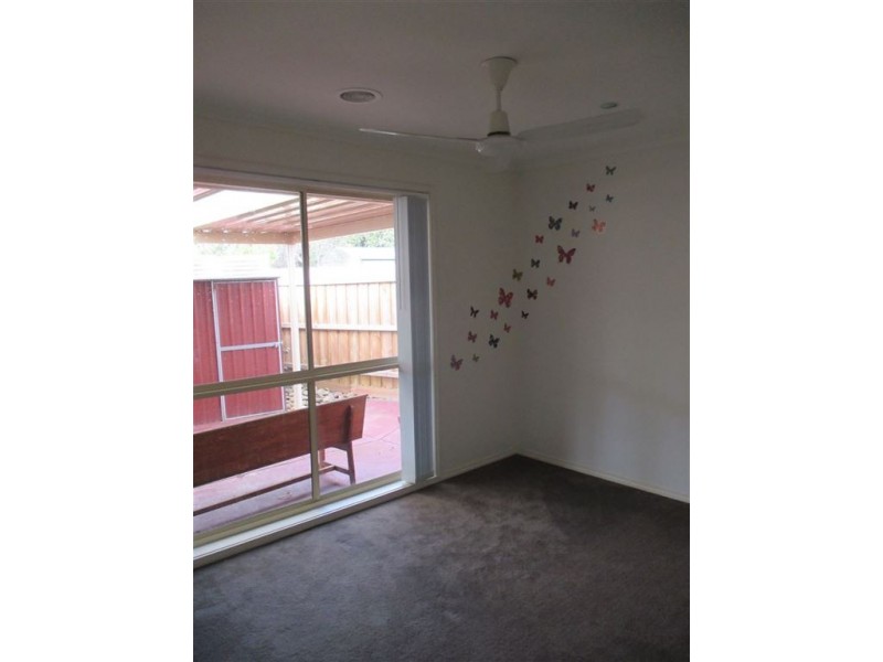 2/55 Richard Drive, Langwarrin VIC 3910