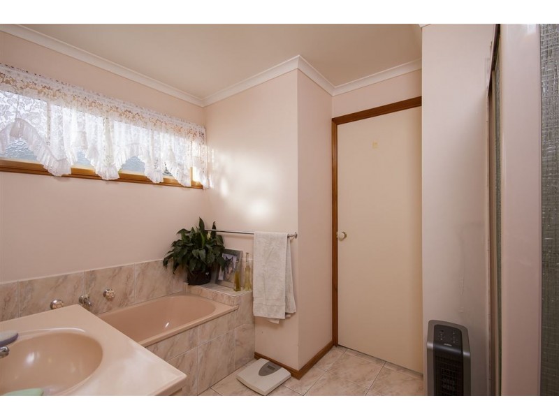 3A Noel Road, Langwarrin VIC 3910