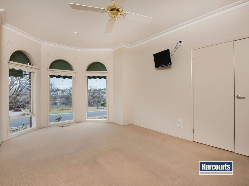 21 Huntingtower Crescent, Langwarrin VIC 3910