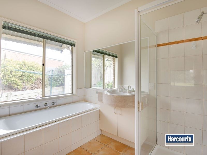 21 Huntingtower Crescent, Langwarrin VIC 3910