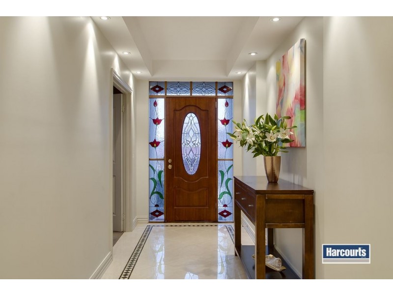 10 Netherclift Court, Mornington VIC 3931