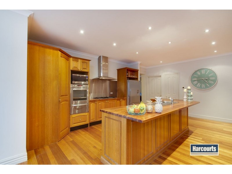 10 Netherclift Court, Mornington VIC 3931