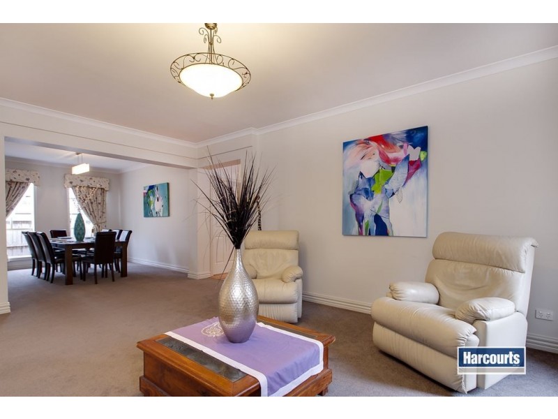 10 Netherclift Court, Mornington VIC 3931