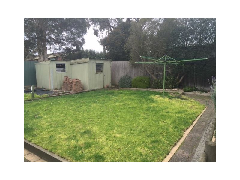 5 Dunraven Court, Langwarrin VIC 3910