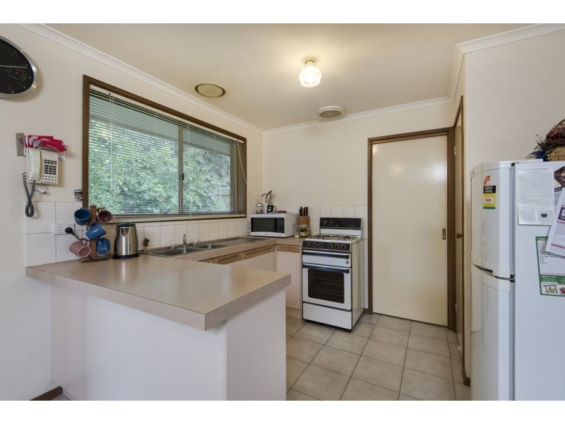 2/11 Lloyd Street, Langwarrin VIC 3910