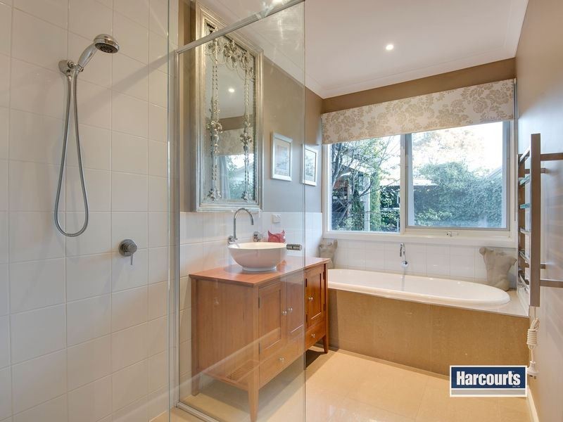 11 Bambra Street, Mount Eliza VIC 3930