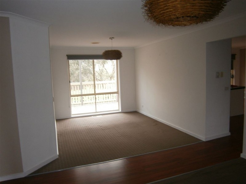 25 Lexton Drive, Langwarrin VIC 3910