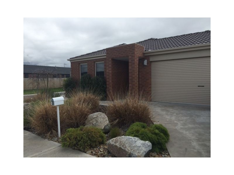 31 Myhaven Cct, Carrum Downs VIC 3201