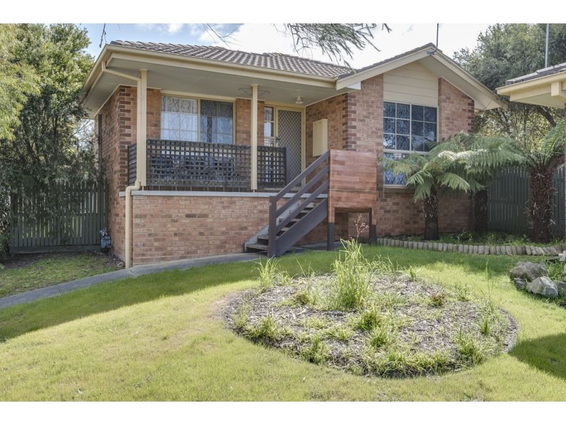 10/10 Lemnian Court, Langwarrin VIC 3910