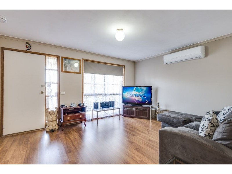 10/10 Lemnian Court, Langwarrin VIC 3910