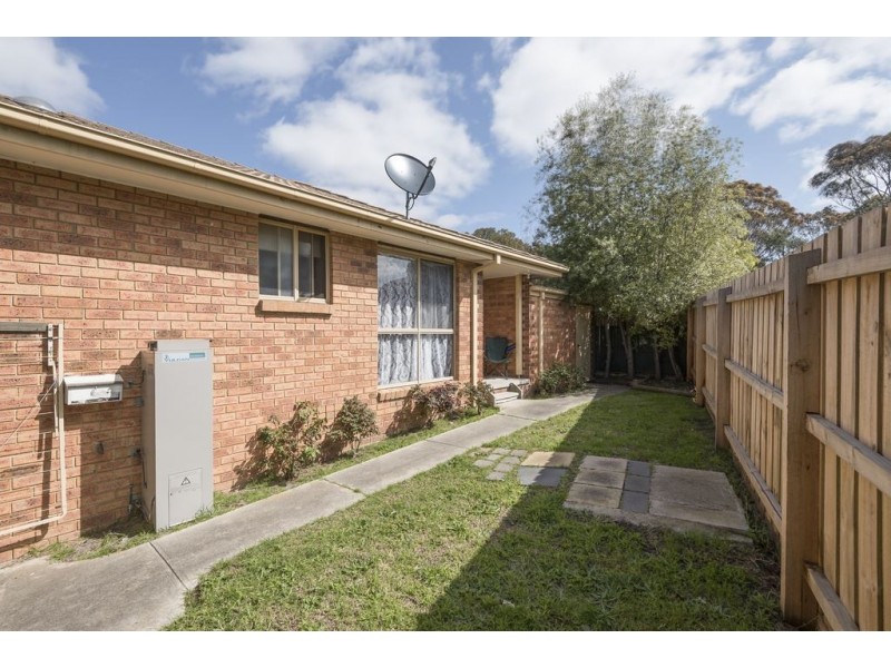 10/10 Lemnian Court, Langwarrin VIC 3910