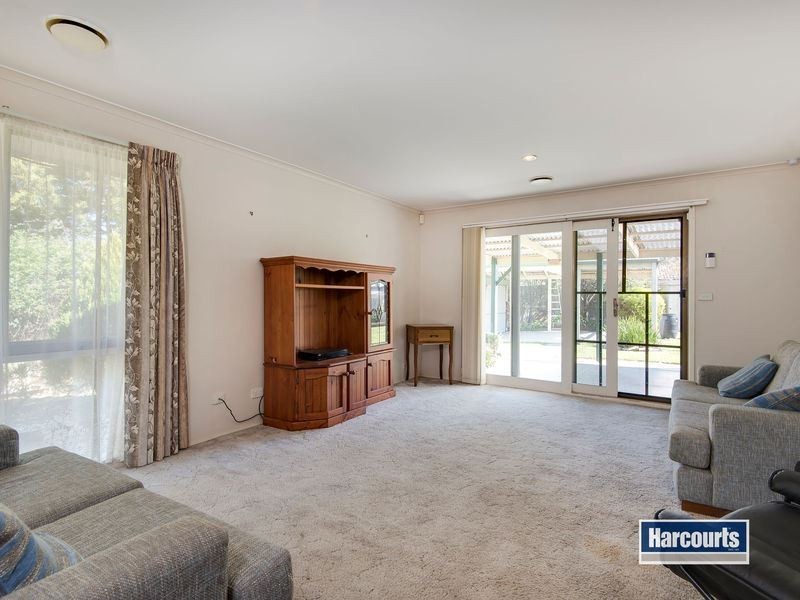 27 Jarman Drive, Langwarrin VIC 3910