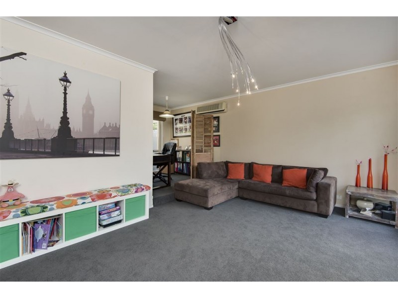 8 Bayport Drive, Langwarrin VIC 3910