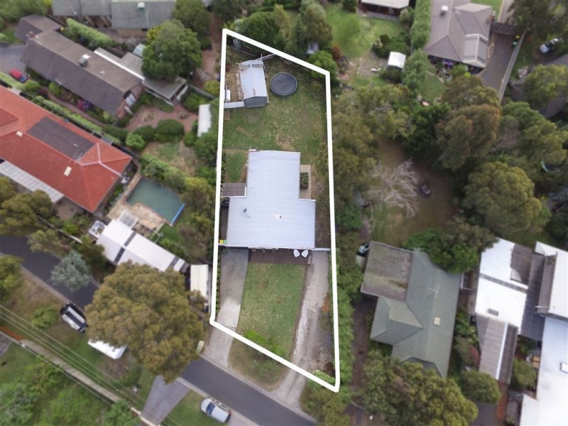 1 Ash Grove South, Langwarrin VIC 3910