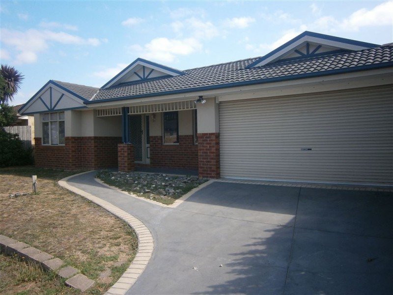 35 Trentham Way, Langwarrin VIC 3910