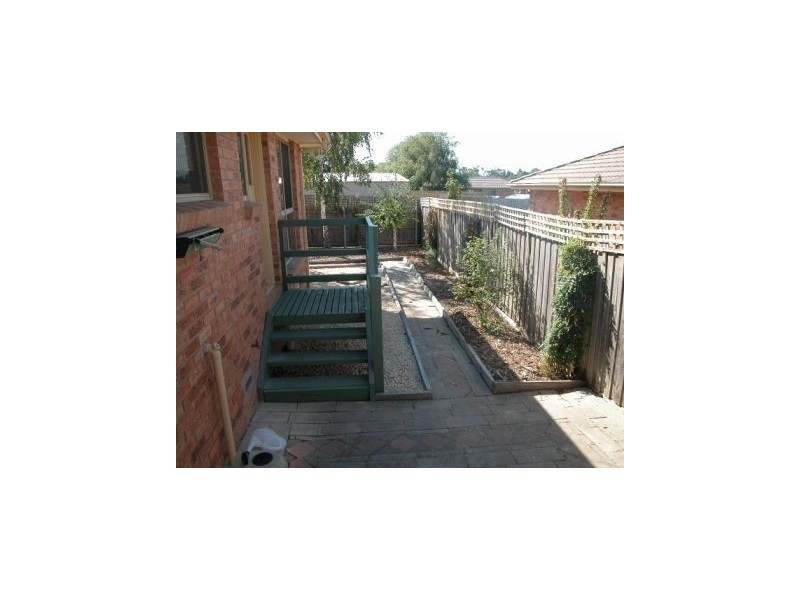 12/10 Lemnian Court, Langwarrin VIC 3910