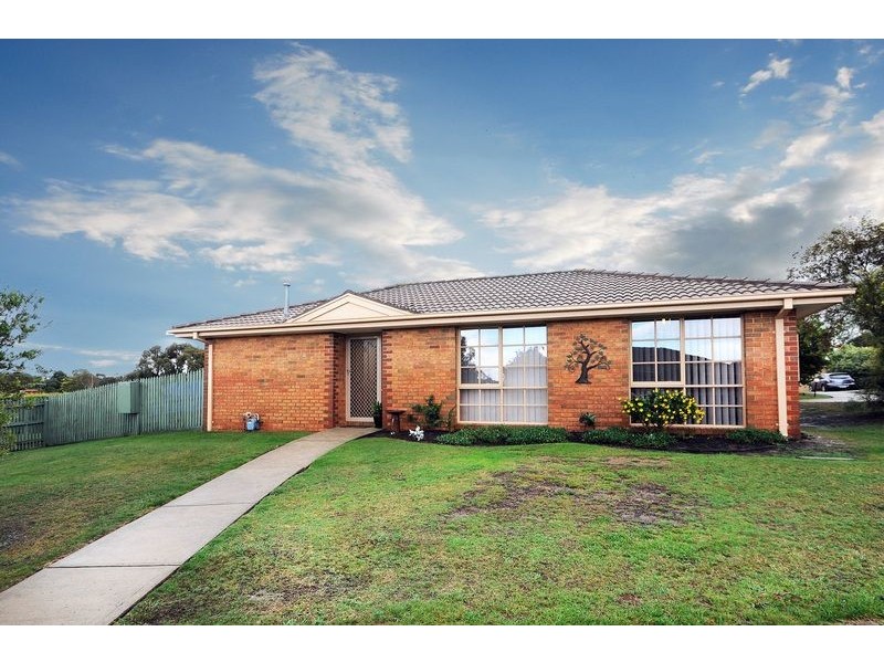 1/3 Pellita Way, Langwarrin VIC 3910