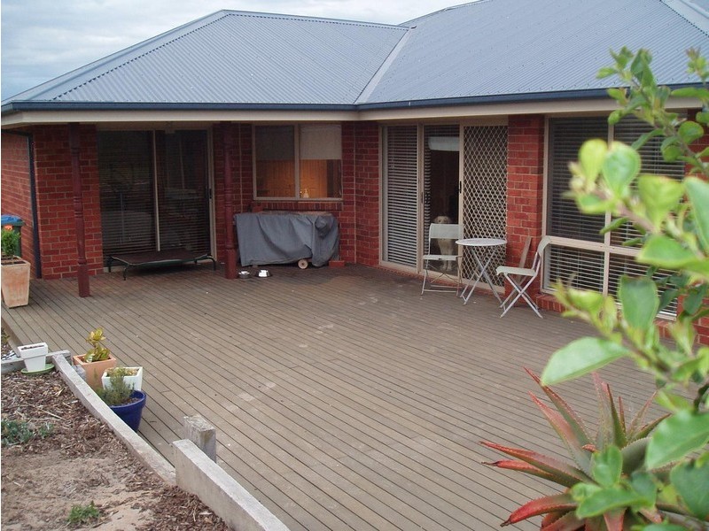 15 Veda Avenue, Mount Martha VIC 3934