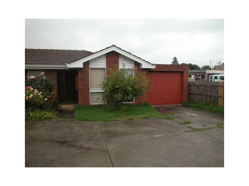 5/16 Childers Street, Cranbourne VIC 3977