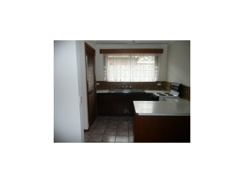 5/16 Childers Street, Cranbourne VIC 3977