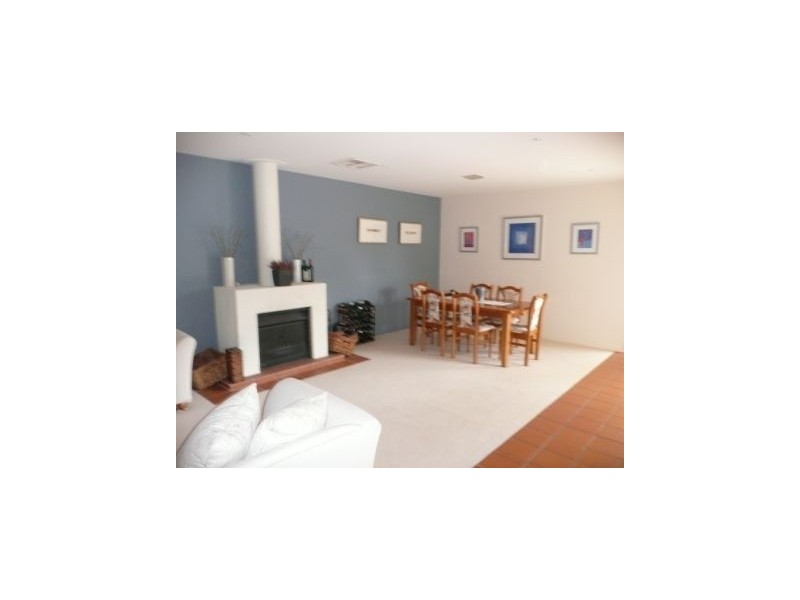 4 Roselands Court, Langwarrin VIC 3910