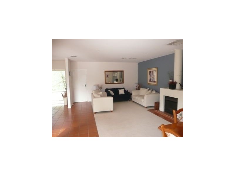 4 Roselands Court, Langwarrin VIC 3910