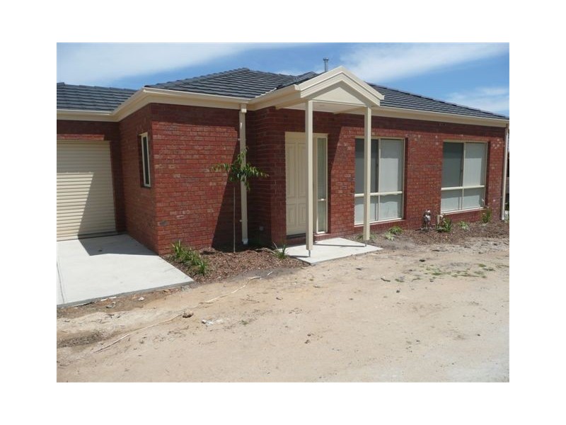 1/30 Myrtle Street, Langwarrin VIC 3910