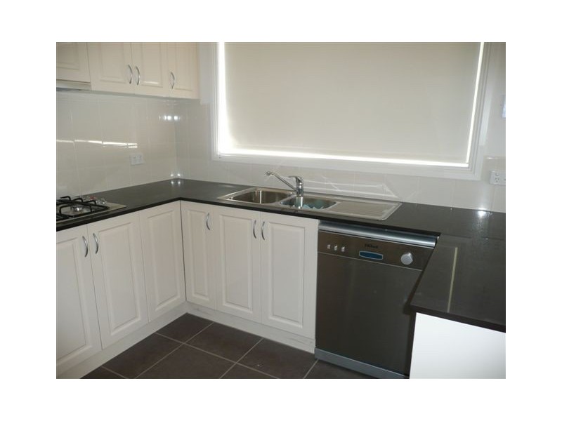 1/30 Myrtle Street, Langwarrin VIC 3910