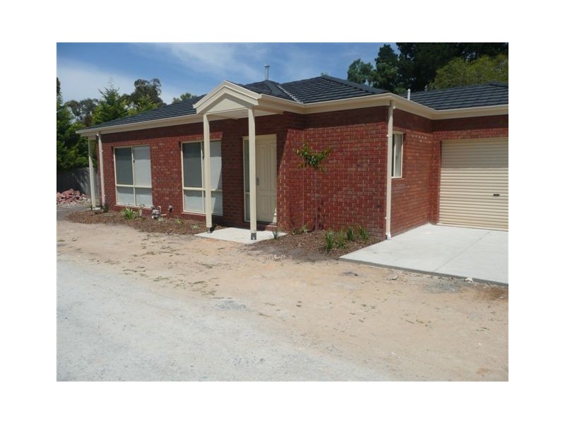 2/30 Myrtle Street, Langwarrin VIC 3910