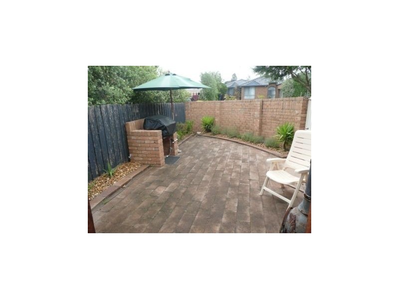 9 Kurrajong Court, Cranbourne North VIC 3977