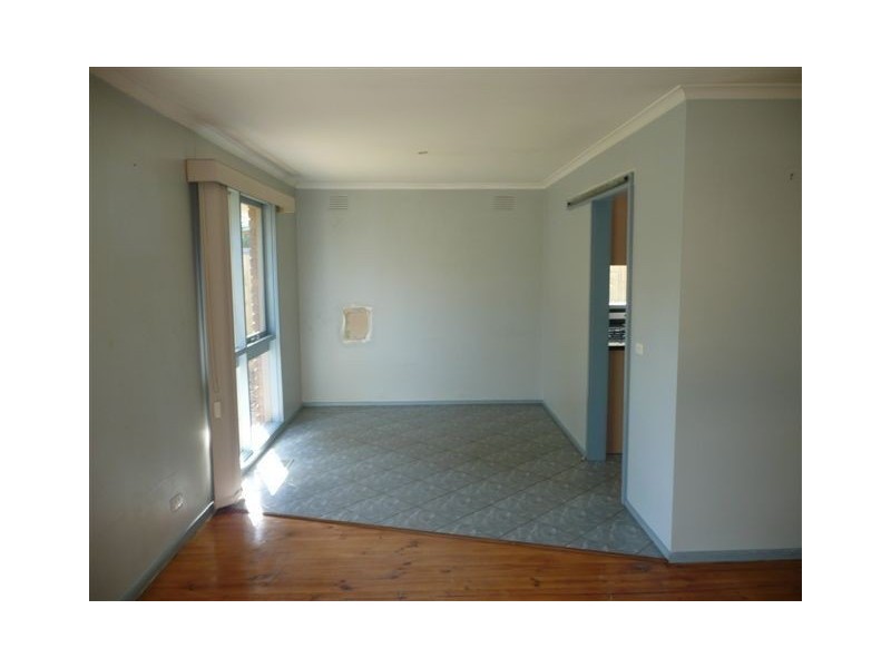 4 Cedar Street, Langwarrin VIC 3910