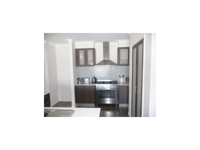 7 Ferndown Drive, Cranbourne VIC 3977