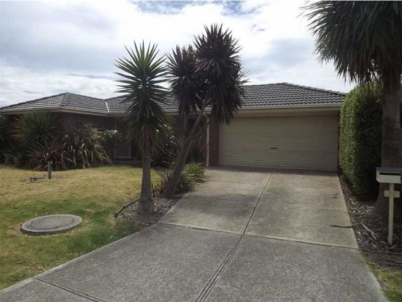 28 Frances Drive, Mount Martha VIC 3934