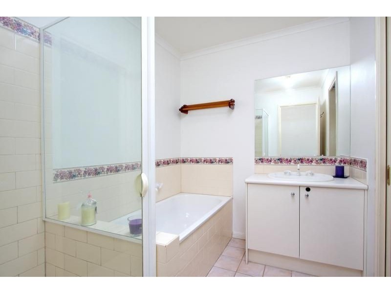 2 Melaleuca Drive, Hastings VIC 3915