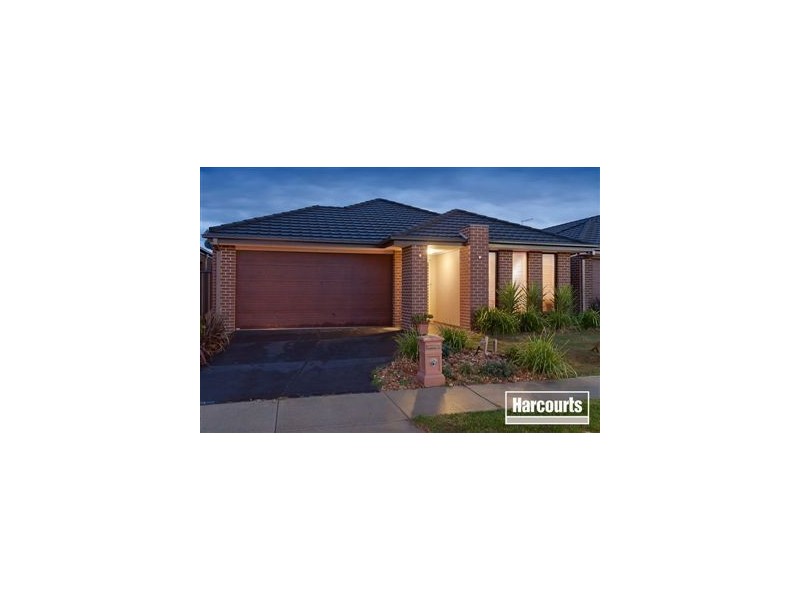 7 Cowes Close, Cranbourne North VIC 3977