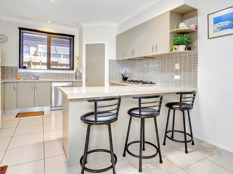 2/27 Green Island Ave, Mount Martha VIC 3934