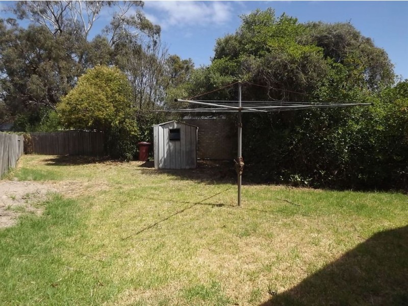 26a Gleneagles Ave, Mornington VIC 3931