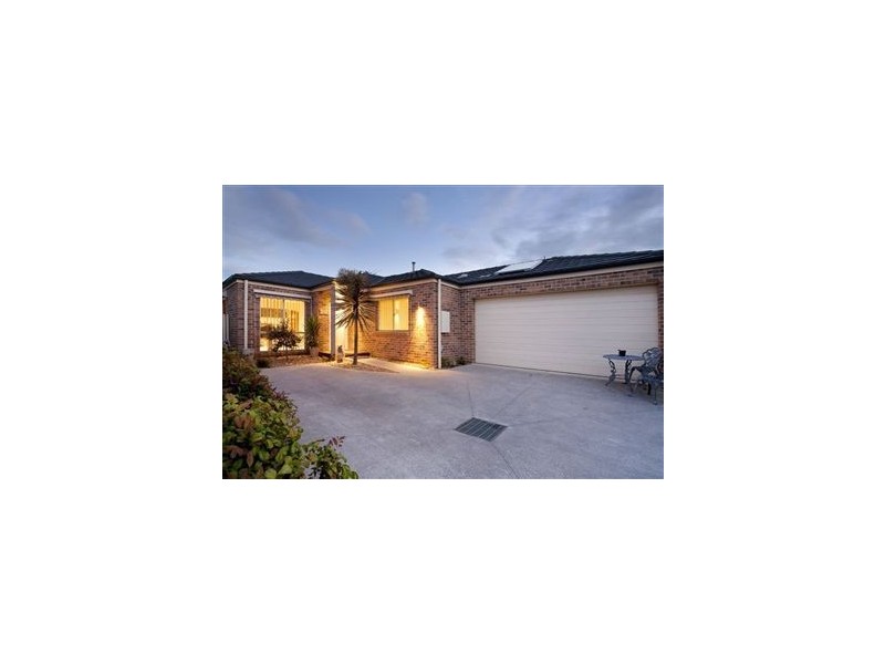 77B St Mitchell Circuit, Mornington VIC 3931