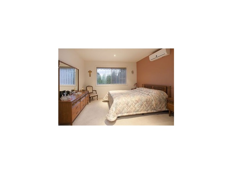 77B St Mitchell Circuit, Mornington VIC 3931