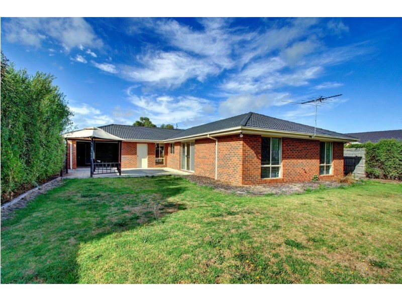 28 Frances Drive, Mount Martha VIC 3934