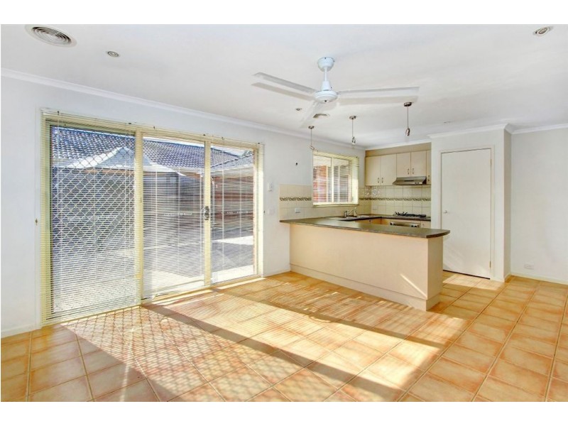 28 Frances Drive, Mount Martha VIC 3934