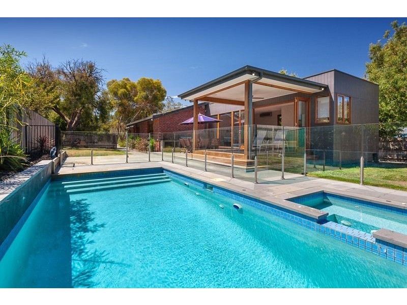 42 Inga Parade, Mount Martha VIC 3934