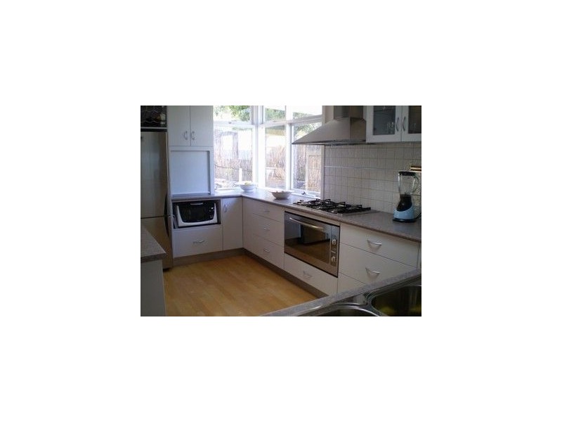 17 Ellerina Road, Mount Martha VIC 3934