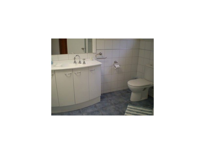 17 Ellerina Road, Mount Martha VIC 3934